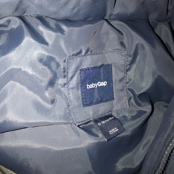 Boys 18 month gap navy winter coat with hood - Picture 3 of 3